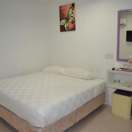 Lavender Hotel Teluk Intan Dış mekan fotoğraf