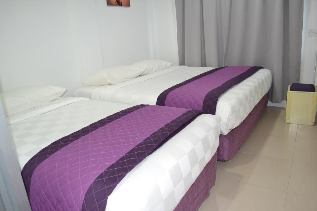 Lavender Hotel Teluk Intan Oda fotoğraf