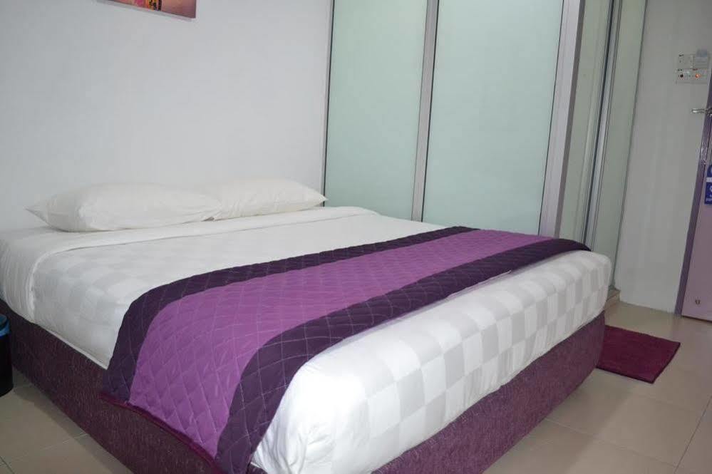 Lavender Hotel Teluk Intan Dış mekan fotoğraf